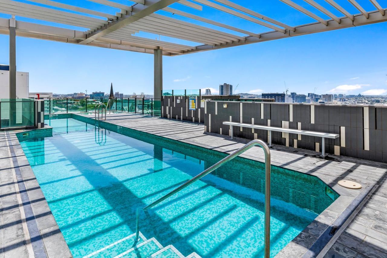 Quattro On Astor Aparthotel Brisbane Exterior photo