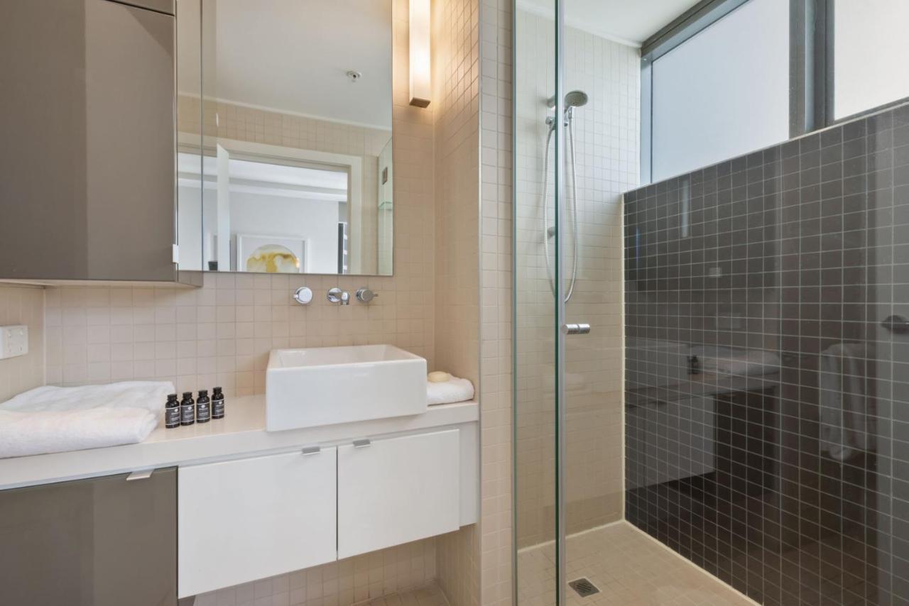 Quattro On Astor Aparthotel Brisbane Exterior photo